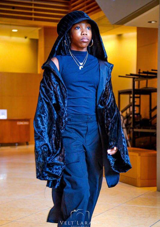 Leopard-Devouré Hooded Cloak